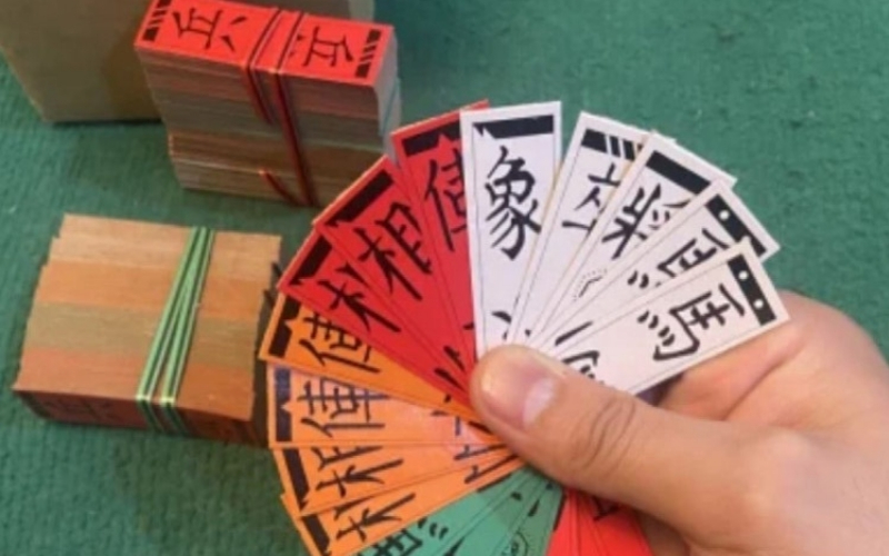 Hướng dẫn cách chơi bài Tứ Sắc chi tiết cho người mới