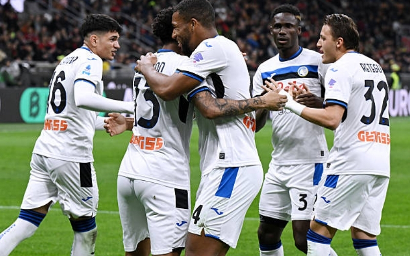 Phân tích chiến thuật tấn công và phòng ngự