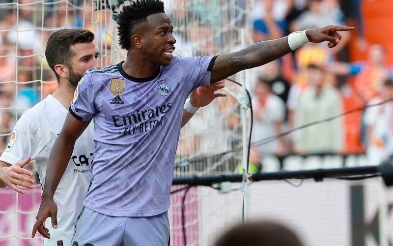 Vinicius Junior và cuộc chiến chống lại nạn phân biệt chủng tộc trên sân cỏ